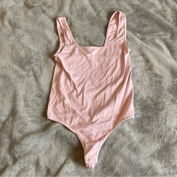 Bebe light pink bodysuit size small - Picture 1 of 4